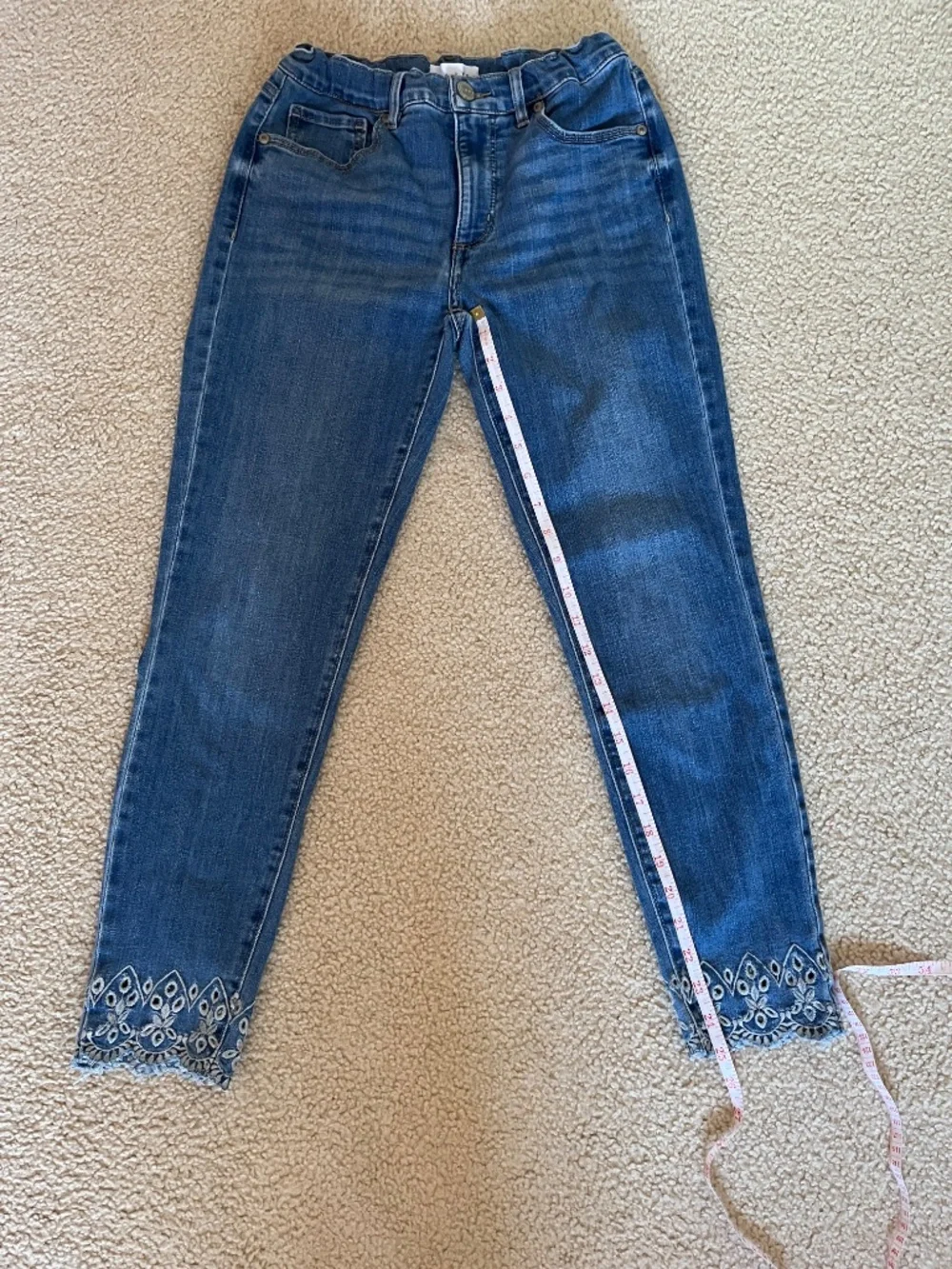 Loft Skinny Jeans with embroidered flower edges - Picture 7 of 8
